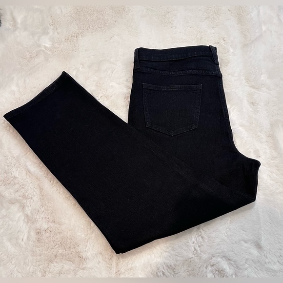 Calvin Klein Women High Rise Straight Leg Jean, size 8, Size 14. - Picture 7 of 13